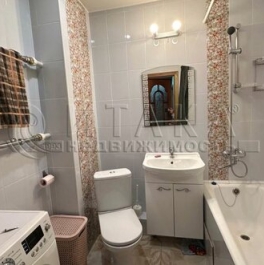 Продажа 1-комн квартиры на вторичном рынке Мурино г, Новая ул,  д. 7 к4