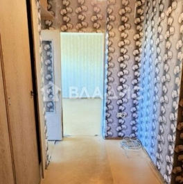 Продажа 2-комн квартиры на вторичном рынке Сходня, Вишнёвая улица,  д. 12