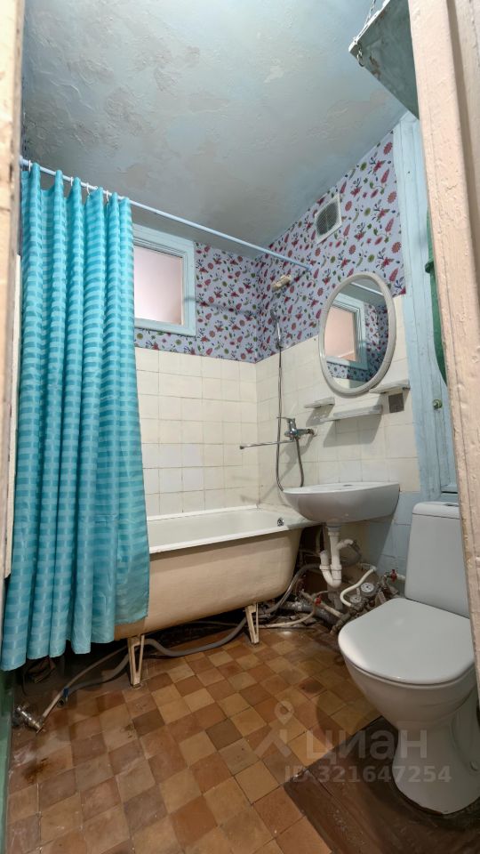 Продажа 1-комн квартиры на вторичном рынке Кронштадтский бульвар, 41