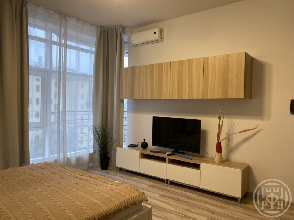 Продажа 1-комн квартиры на вторичном рынке Детская ул. ,  д. 18