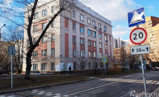 Продажа 2-комн квартиры на вторичном рынке Дубровская 2-я ул,  д. 2