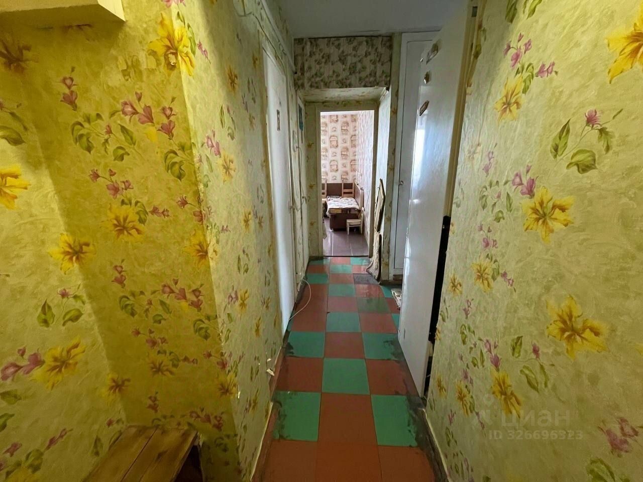 Продажа 2-комн квартиры на вторичном рынке Пражская улица, 27
