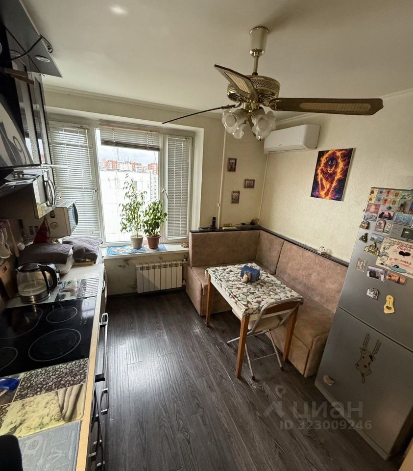 Продажа 2-комн квартиры на вторичном рынке Одинцово, улица Чикина, 11