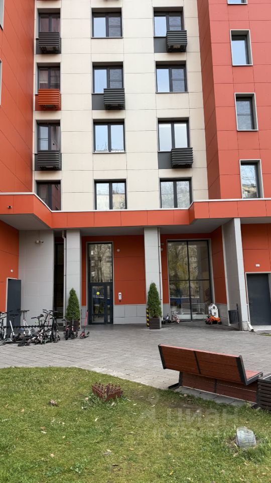 Продажа 1-комн квартиры на вторичном рынке улица Фабрициуса, 18