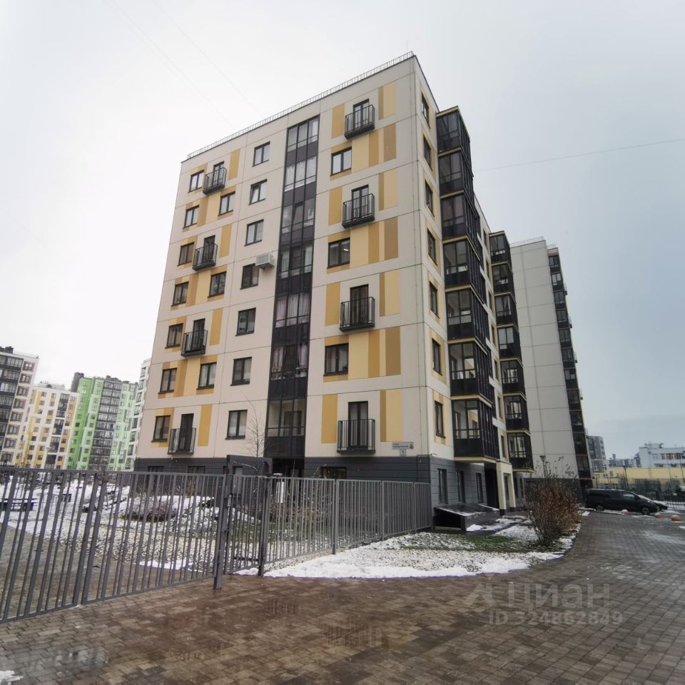 Продажа 2-комн квартиры на вторичном рынке пос. Янино-1, улица Тюльпанов, 1к1