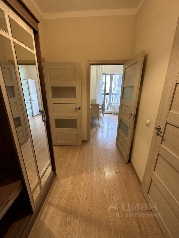 Аренда 1-комн квартиры на вторичном рынке проспект Малый Васильевского острова, 64к1