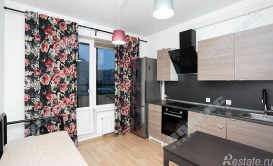 Продажа 1-комн квартиры на вторичном рынке Мурино г, Воронцовский б-р,  д. 8