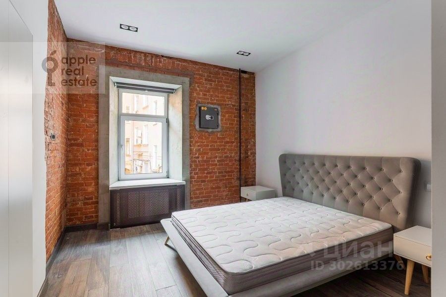 Продажа 4-комн квартиры на вторичном рынке Варсонофьевский переулок, 8С3