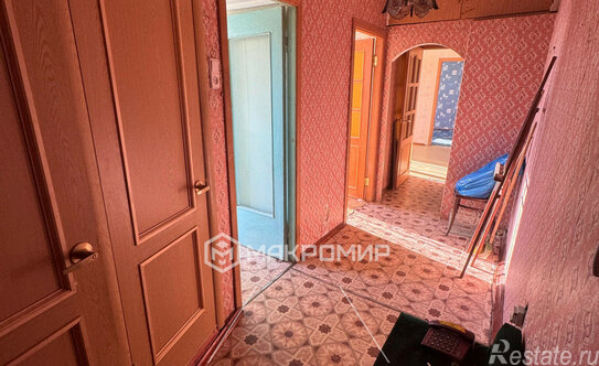 Продажа 3-комн квартиры на вторичном рынке Колпино г, Трудящихся б-р,  д. 2