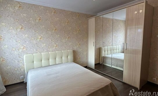 Продажа 2-комн квартиры на вторичном рынке Зеленодольская улица