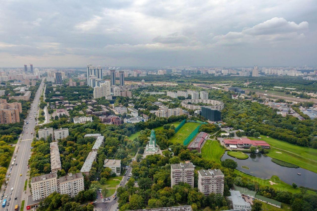 Продажа 5-комн квартиры на вторичном рынке Мосфильмовская улица, 8
