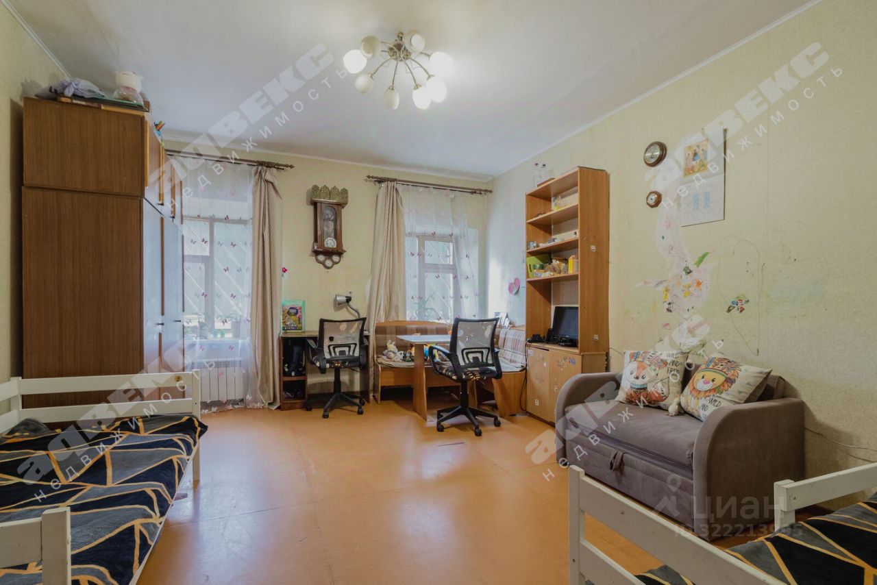 Продажа 4-комн квартиры на вторичном рынке проспект Бакунина, 11