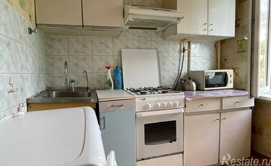 Продажа 2-комн квартиры на вторичном рынке 50 лет Октября ул,  д. 21