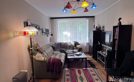 Продажа 2-комн квартиры на вторичном рынке улица Академика Комарова,  д. 18А