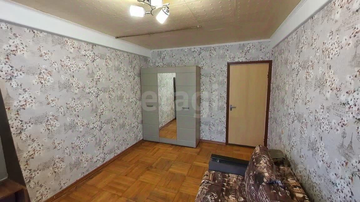 Продажа 1-комн квартиры на вторичном рынке улица Крыленко, 21