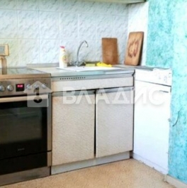 Продажа 2-комн квартиры на вторичном рынке Новгородская улица,  д. 26