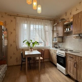 Продажа 1-комн квартиры на вторичном рынке Большевиков пр-кт,  д. 8,  к. 1