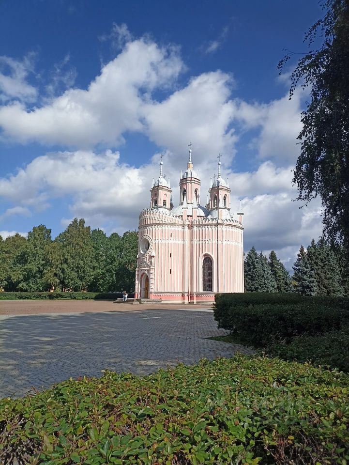 Продажа 4-комн квартиры на вторичном рынке улица Ленсовета, 10