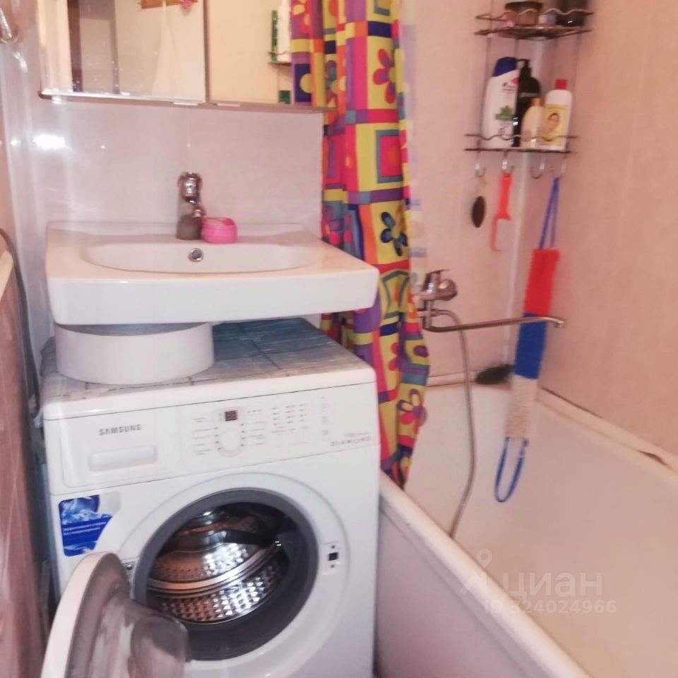 Продажа 3-комн квартиры на вторичном рынке Братская улица, 15К1