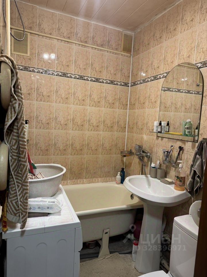 Продажа 2-комн квартиры на вторичном рынке Чехов, улица Мира, 10