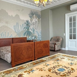 Продажа 4-комн квартиры на вторичном рынке Ордынский тупик