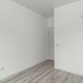 Продажа 2-комн квартиры на вторичном рынке Сертоловское городское поселение, Центральная улица,  д. 14 к3