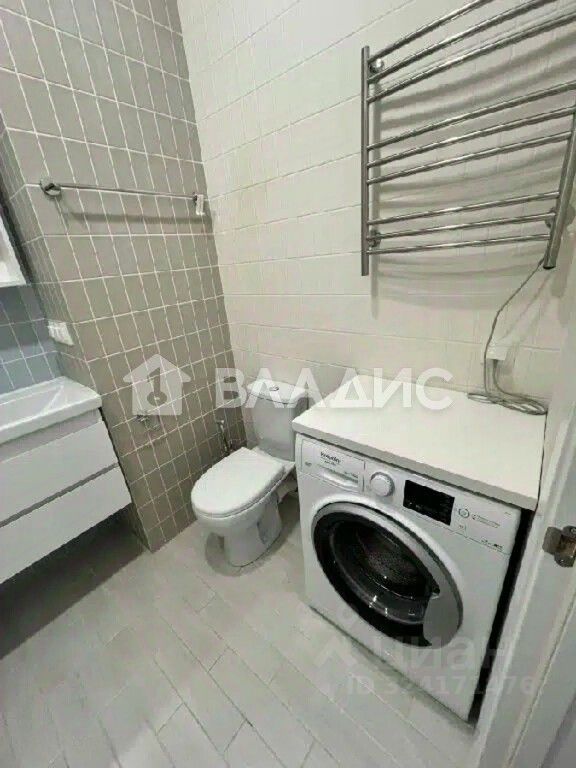 Продажа 1-комн квартиры на вторичном рынке улица Красных Зорь, 33А