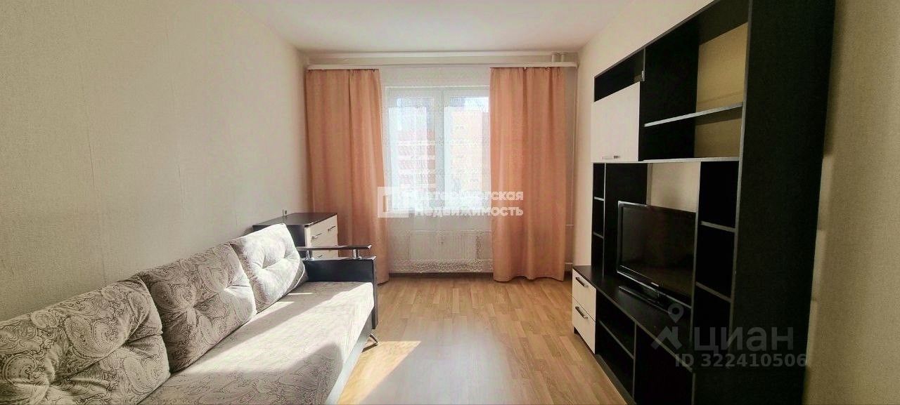 Продажа 3-комн квартиры на вторичном рынке дорога Муринская, 68к2