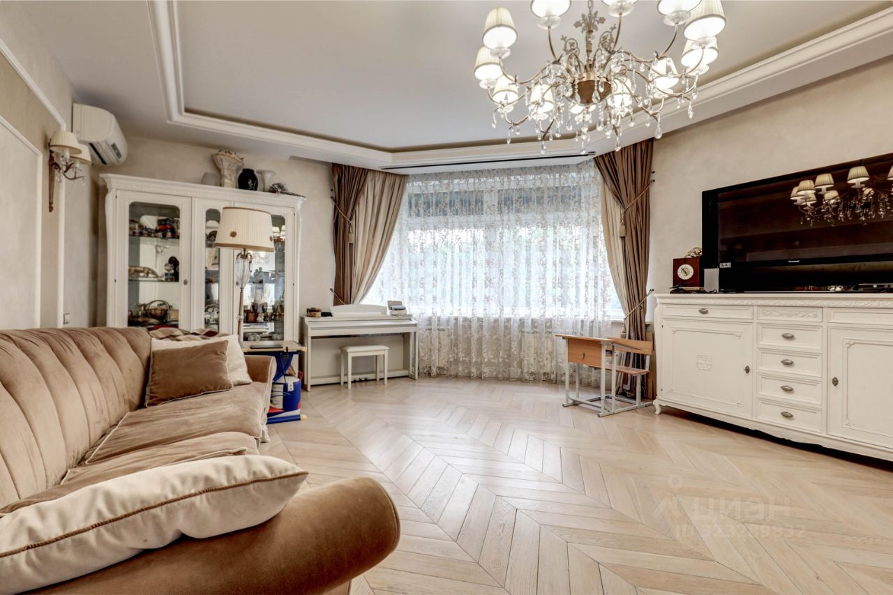 Продажа 5-комн квартиры на вторичном рынке Ленинский проспект, 114