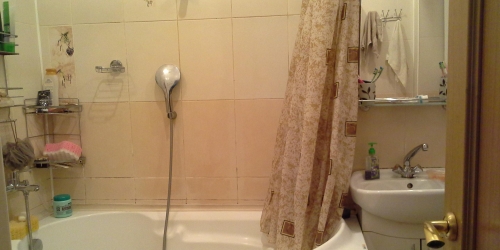 3-комн квартира угол между Большой ВО пр-кт и 22-я линия,  д. 64