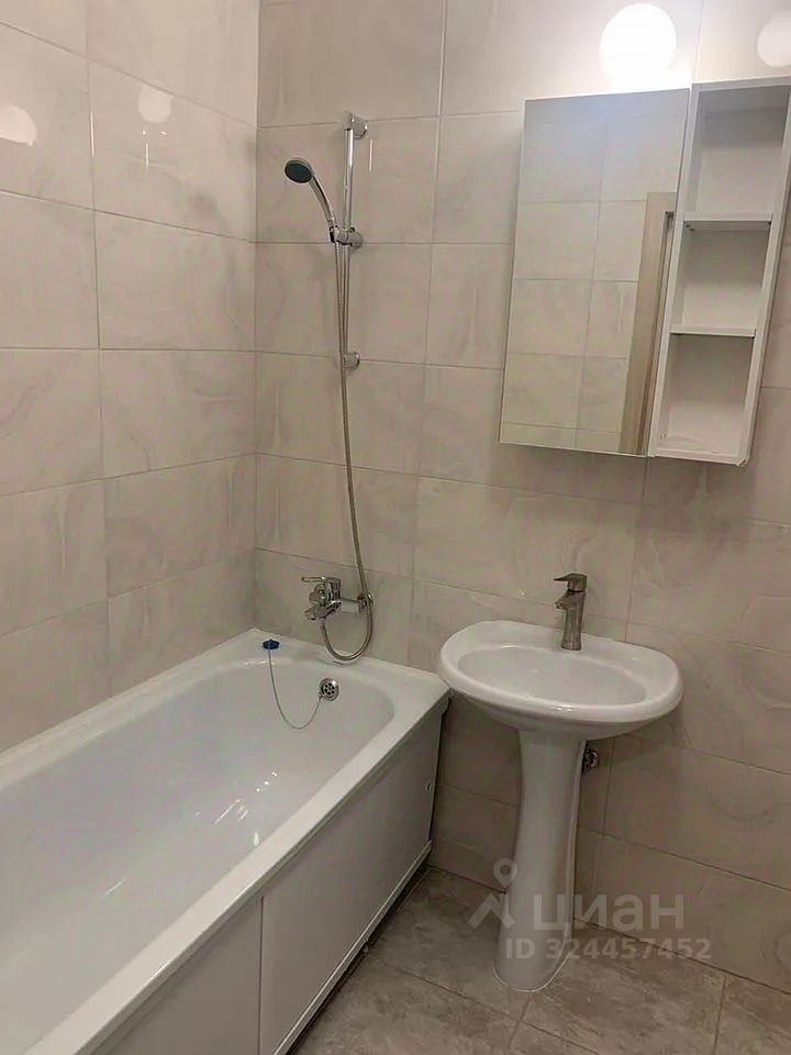 Аренда 1-комн квартиры на вторичном рынке проезд Чечерский, 28к2