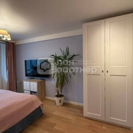 Продажа 3-комн квартиры на вторичном рынке Луначарского пр-кт,  д. 70,  к. 1