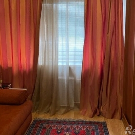 Продажа 3-комн квартиры на вторичном рынке Конюшковский Б. пер,  д. 27А