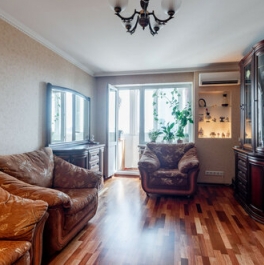 Продажа 3-комн квартиры на вторичном рынке ул Тамбасова,  д. 13,  к. 3