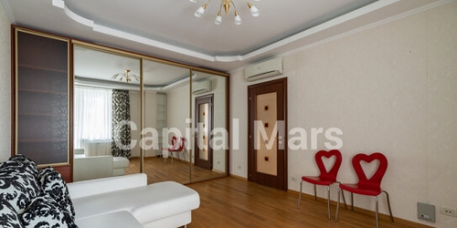 2-комн квартира Докучаев переулок,  д. 19