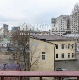 Продажа 3-комн квартиры на вторичном рынке Валовая улица