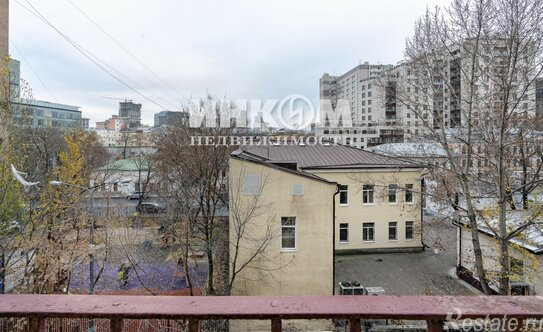 Продажа 3-комн квартиры на вторичном рынке Валовая улица