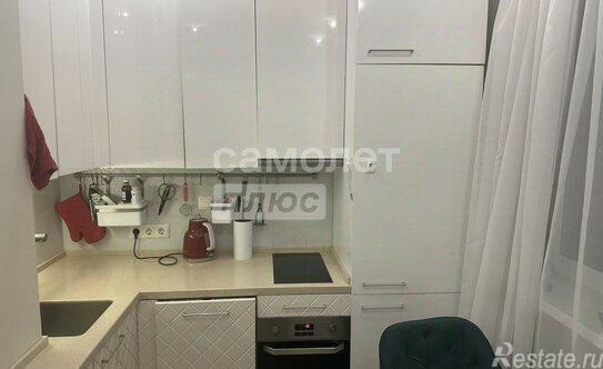 Продажа 1-комн квартиры на вторичном рынке Осенний бульвар