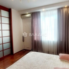 Продажа 1-комн квартиры на вторичном рынке Тружеников 2-й пер