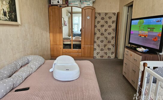 Продажа 2-комн квартиры на вторичном рынке Изюмская улица,  д. 28