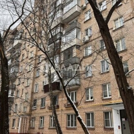 Продажа 3-комн квартиры на вторичном рынке улица Артамонова,  д. 12 к2