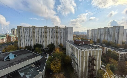 Продажа 1-комн квартиры на вторичном рынке Старокачаловская улица,  д. 3 к1