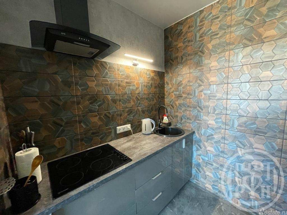 Продажа 1-комн квартиры на вторичном рынке Новоселье пос., Гидротехников ул. ,  д. 3,  к. 3