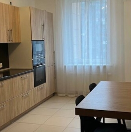 Продажа 3-комн квартиры на вторичном рынке Гжатская улица
