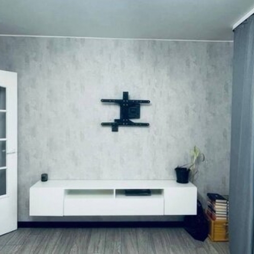 3-комн квартира Кириши г, Героев пр-кт,  д. 17