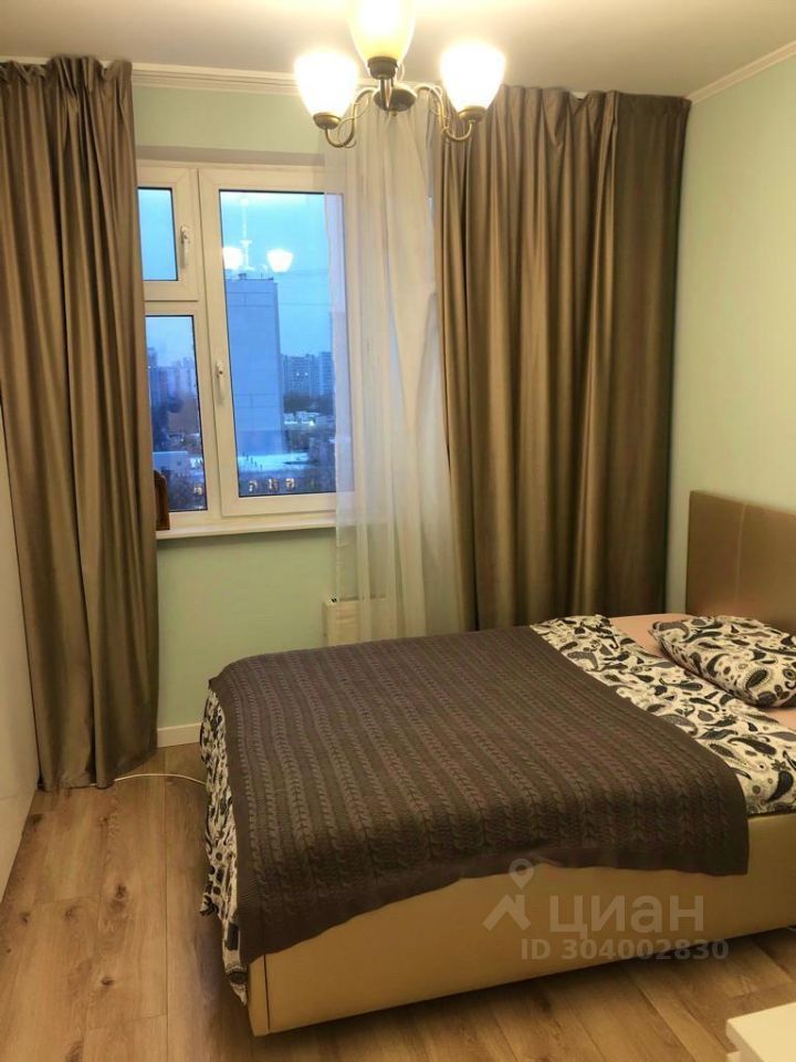 Аренда 4-комн квартиры на вторичном рынке Мичуринский проспект, 27К3