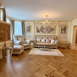 Продажа 4-комн квартиры на вторичном рынке улица Дунаевского, д. 7 Продажа 4-комн квартиры на вторичном рынке улица Дунаевского, д. 7