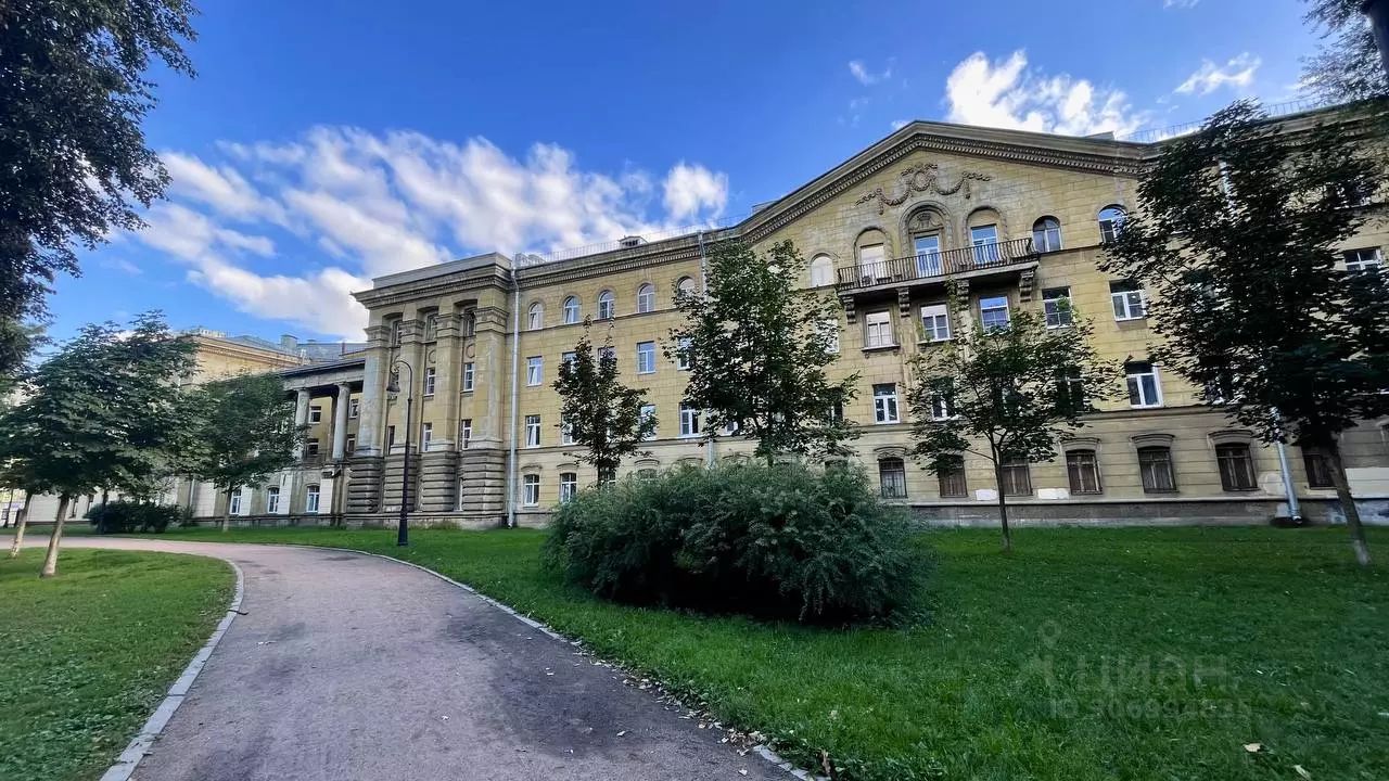 Продажа комнаты Малодетскосельский проспект, 29