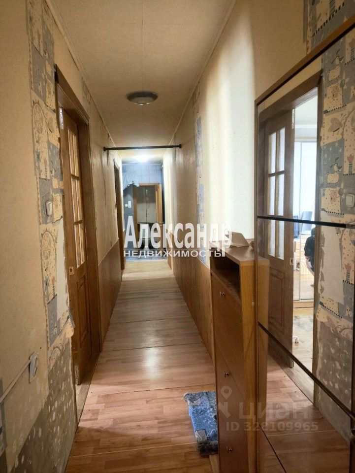 Продажа 3-комн квартиры на вторичном рынке Курская улица,  д. 5