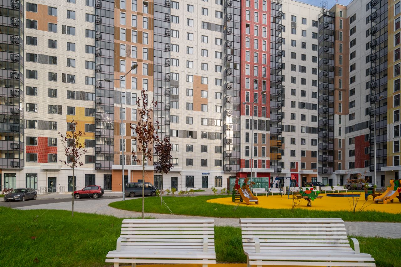 Продажа 2-комн квартиры на вторичном рынке Долгопрудная аллея, 14к1